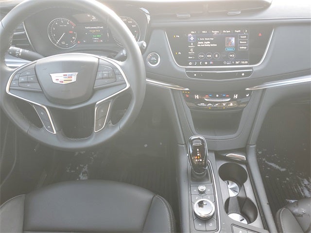 2024 Cadillac XT5 Luxury