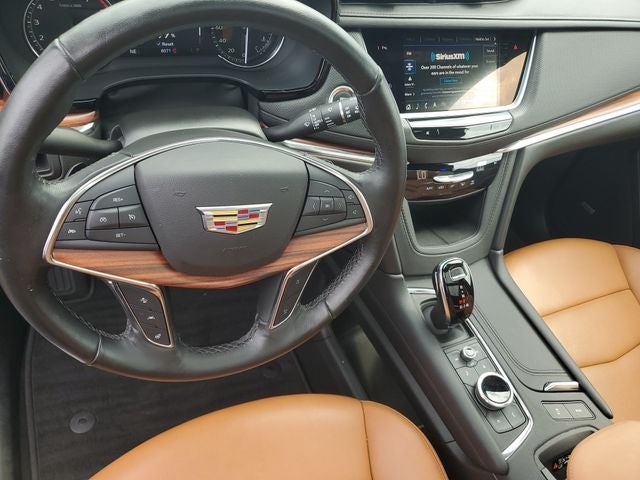 2021 Cadillac XT5 Premium Luxury