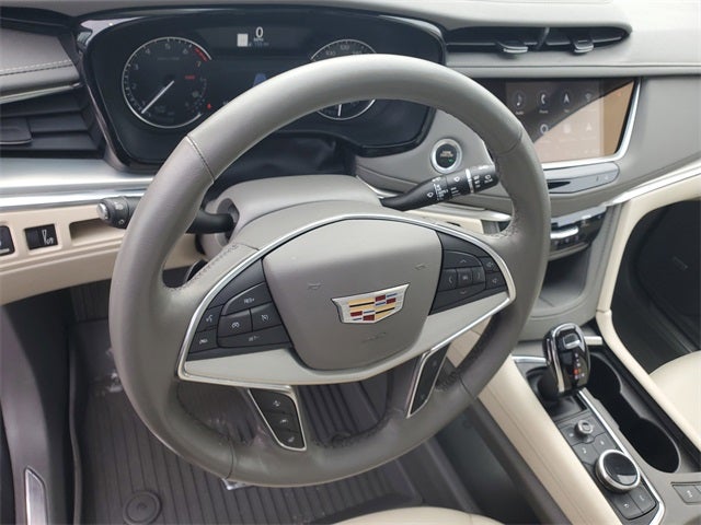 2023 Cadillac XT5 Premium Luxury