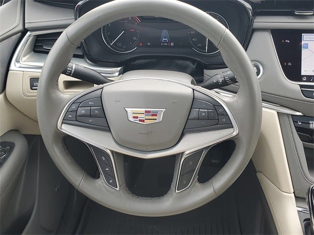 2023 Cadillac XT5 Premium Luxury