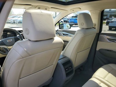 2022 Cadillac XT5 Premium Luxury