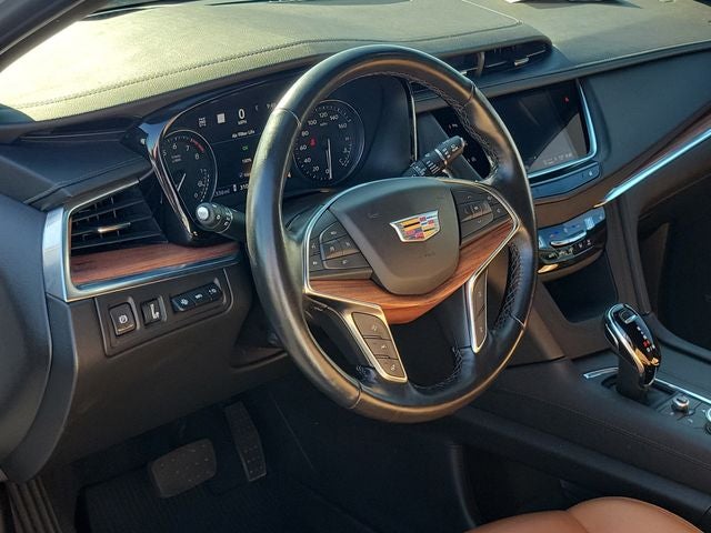 2024 Cadillac XT5 Premium Luxury