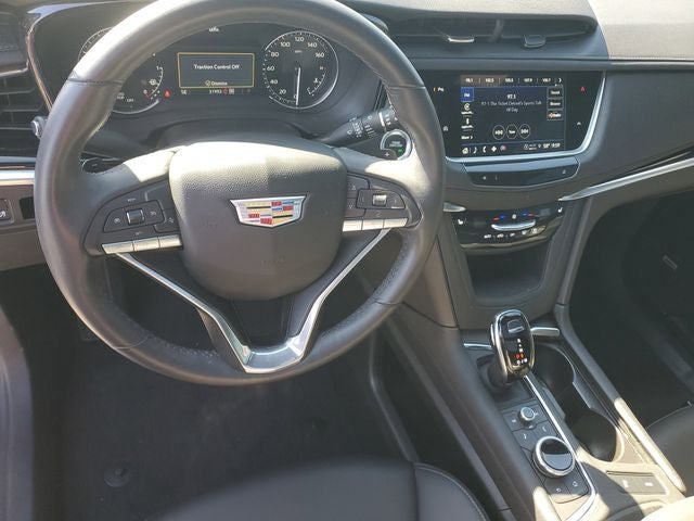 2024 Cadillac XT6 Luxury