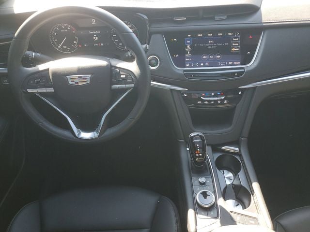 2024 Cadillac XT6 Luxury