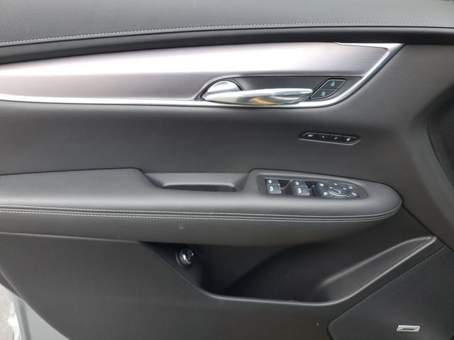 2025 Cadillac XT6 Luxury