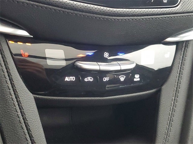 2024 Cadillac XT6 Luxury