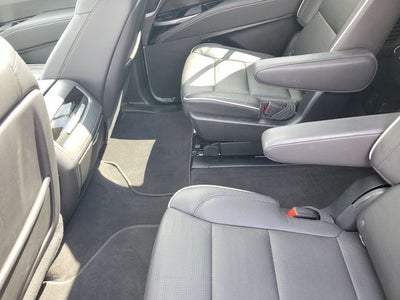 2025 Cadillac Escalade ESV Premium