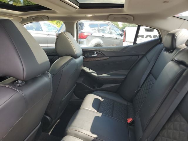 2016 Nissan Maxima Platinum