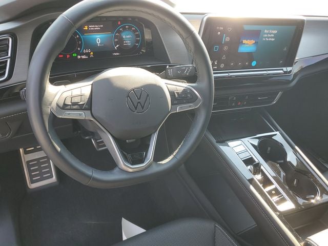 2025 Volkswagen Atlas Cross Sport 2.0T SE w/Technology