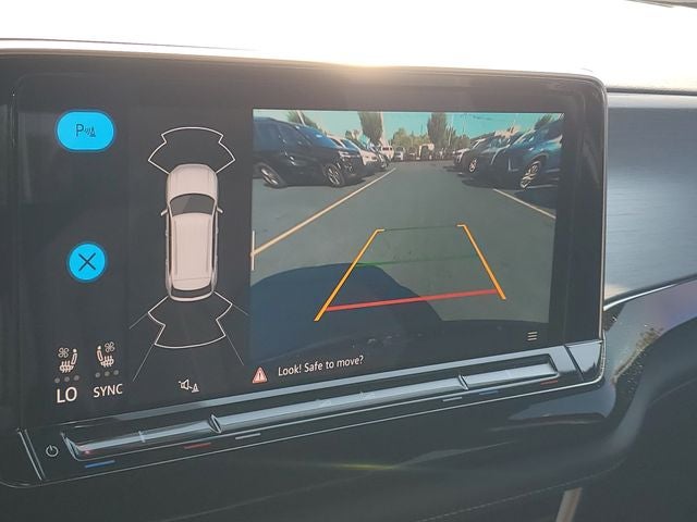 2025 Volkswagen Atlas Cross Sport 2.0T SE w/Technology