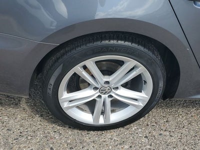 2014 Volkswagen Passat 1.8T SE w/Sunroof