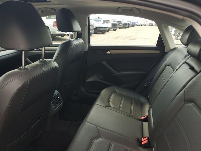 2014 Volkswagen Passat 1.8T SE w/Sunroof
