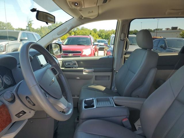 2008 Chrysler Town & Country Touring