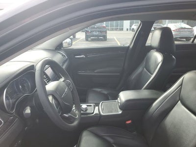 2023 Chrysler 300 Touring