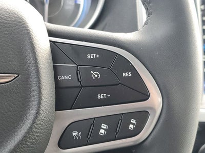 2023 Chrysler 300 Touring