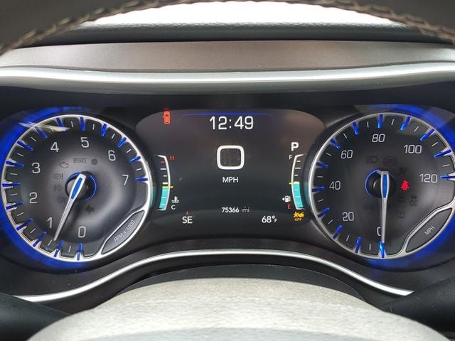 2024 Chrysler Pacifica Touring L