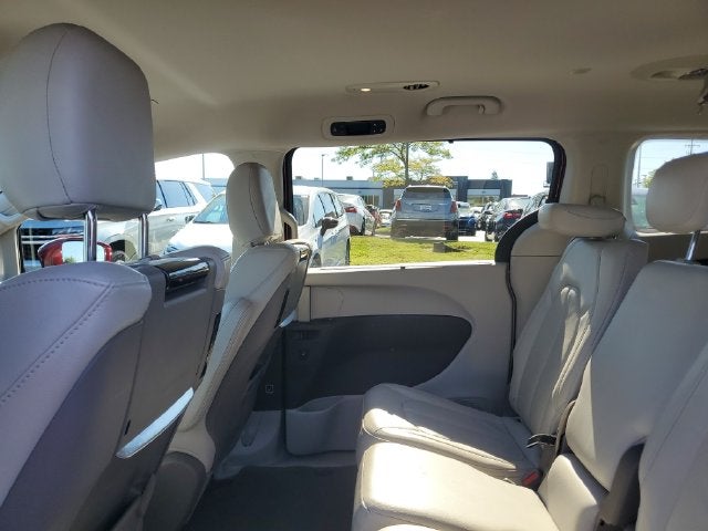 2020 Chrysler Pacifica Touring L Plus