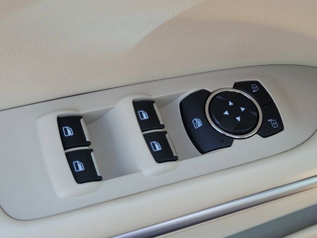 2014 Lincoln MKZ Base