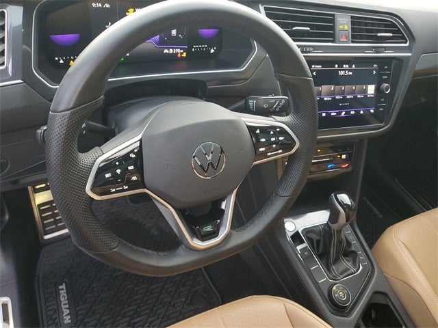 2023 Volkswagen Tiguan 2.0T SE R-Line Black