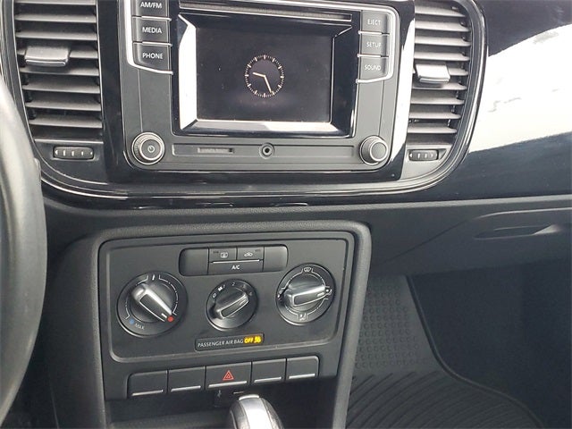 2016 Volkswagen Beetle 1.8T S