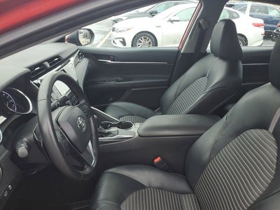 2020 Toyota Camry SE