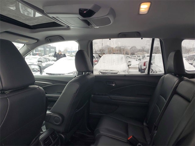 2019 Honda Pilot EX-L w/Navigation and Rear Entertainment System