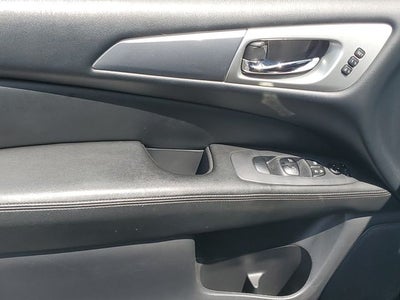 2018 Nissan Pathfinder S