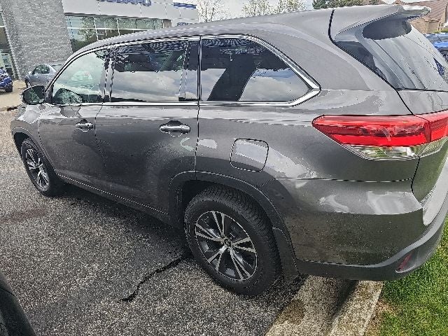 2017 Toyota Highlander LE
