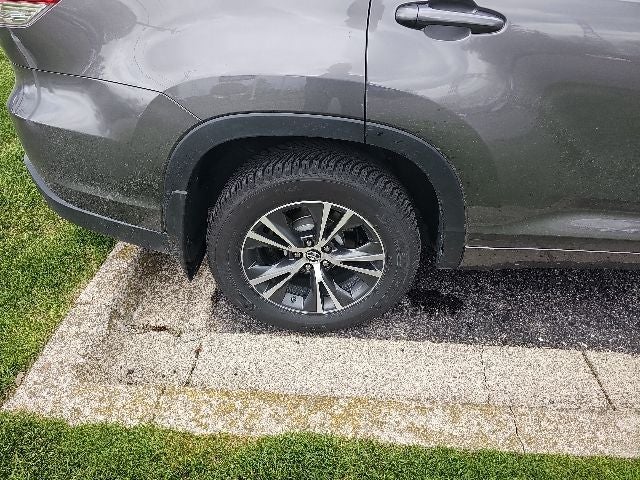 2017 Toyota Highlander LE