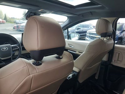 2024 Toyota Sienna LE 8 Passenger