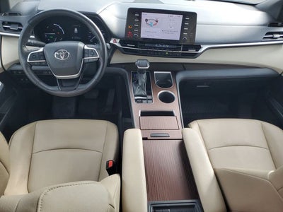 2024 Toyota Sienna LE 8 Passenger