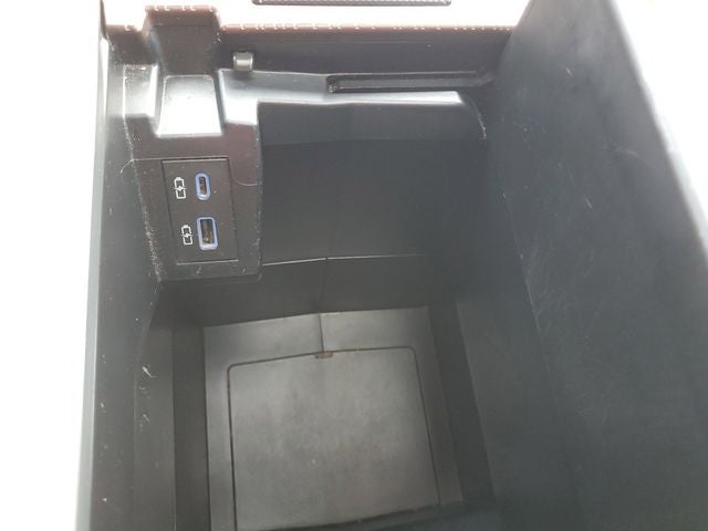 2024 Toyota Sienna LE 8 Passenger