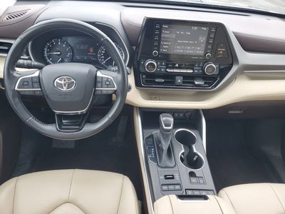 2020 Toyota Highlander XLE