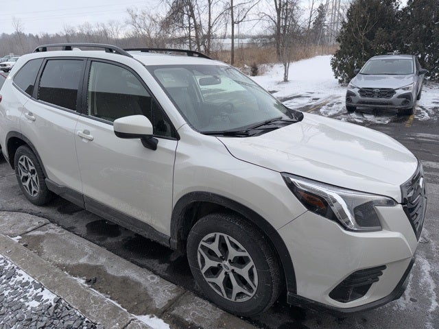 2022 Subaru Forester Premium