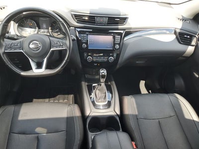 2017 Nissan Rogue Sport SL