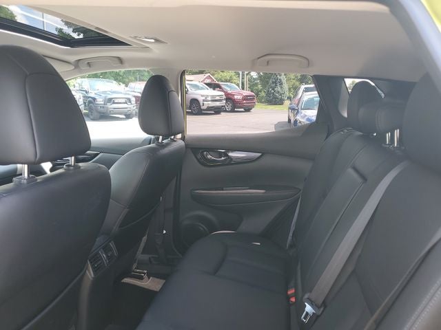 2017 Nissan Rogue Sport SL