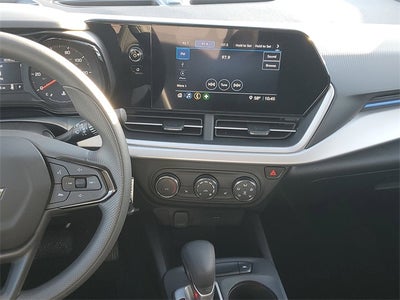 2025 Chevrolet Trax LS