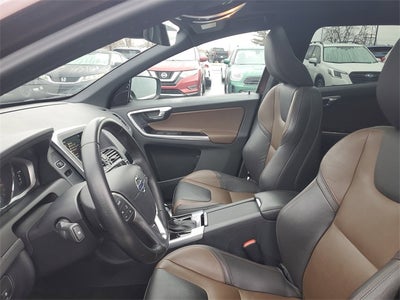 2016 Volvo XC60 T5 Premier